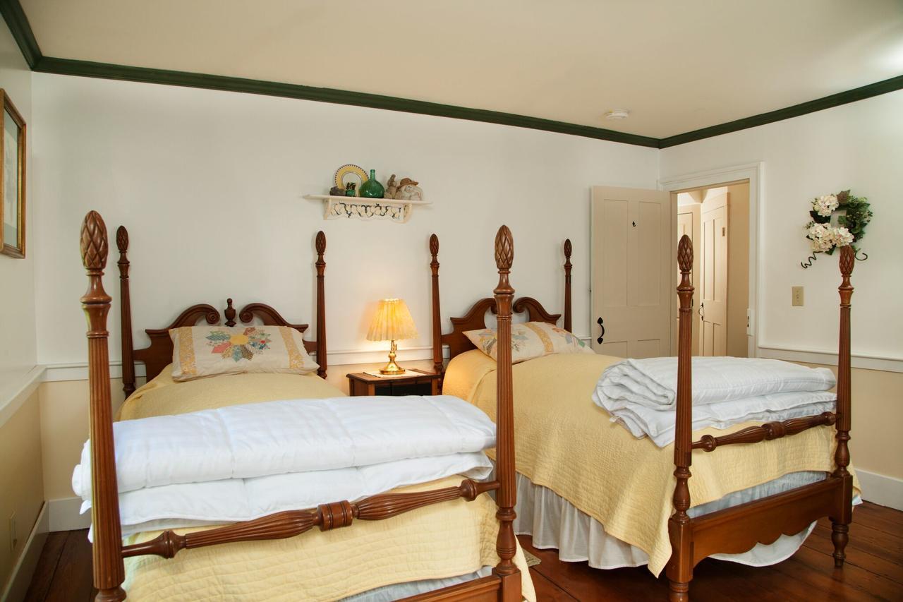 The Featherbed Inn 웨이츠필드 외부 사진